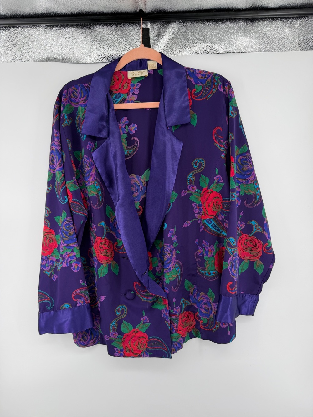 VTG Victoria's Secret Whimsigoth Mobwife Gold Label Purple Paisley PJ Top SzL